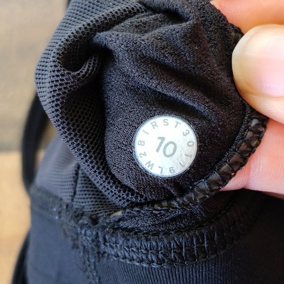 Lululemon Free To Be Elevated Sports Bra Size 10 - Picture 5 of 5